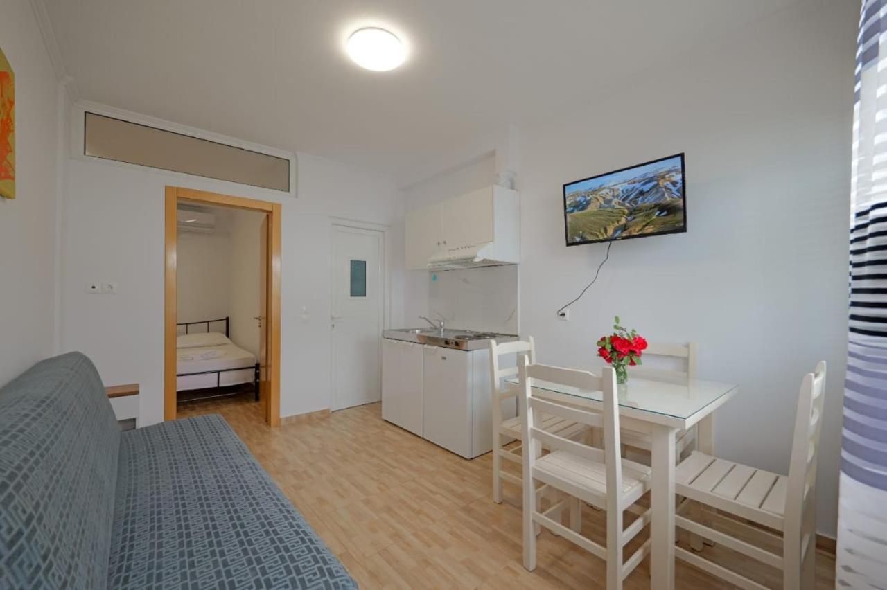 Eduard Lagji Apartament Lukove Exterior photo