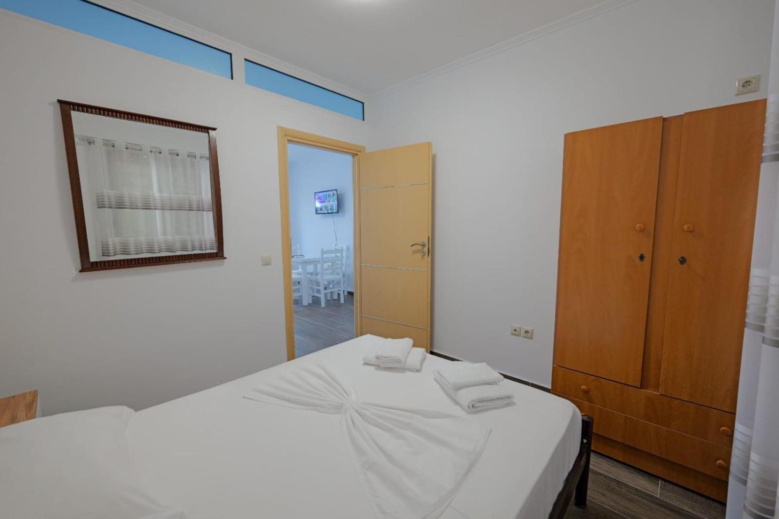 Eduard Lagji Apartament Lukove Room photo