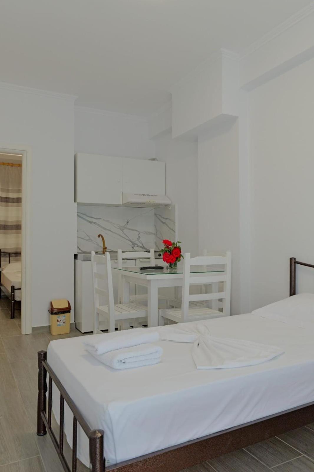 Eduard Lagji Apartament Lukove Room photo